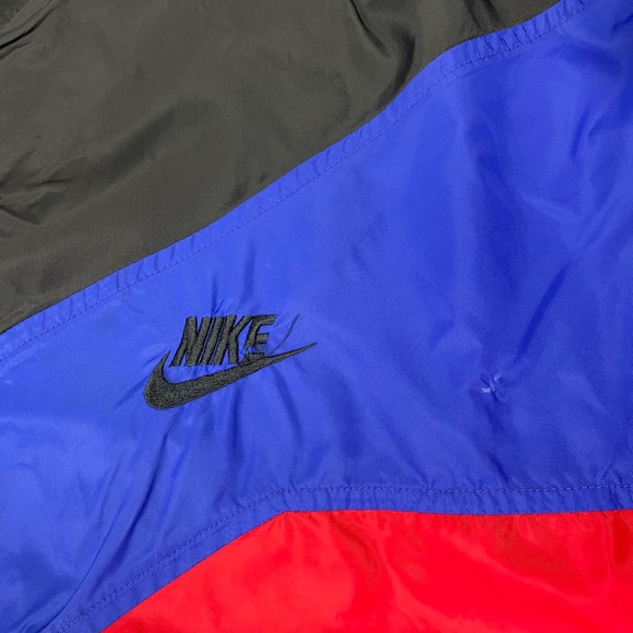 Vintage Nike windbreaker jacket - Picture 6 of 6